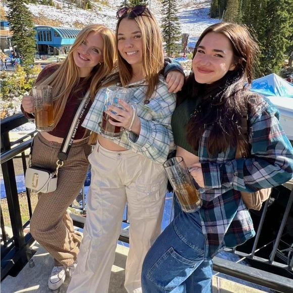 Meet your Posher, Truan - Picture 2 of 6